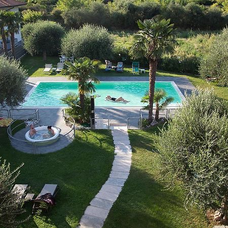 Park Hotel Eden Torbole Sul Garda Bagian luar foto